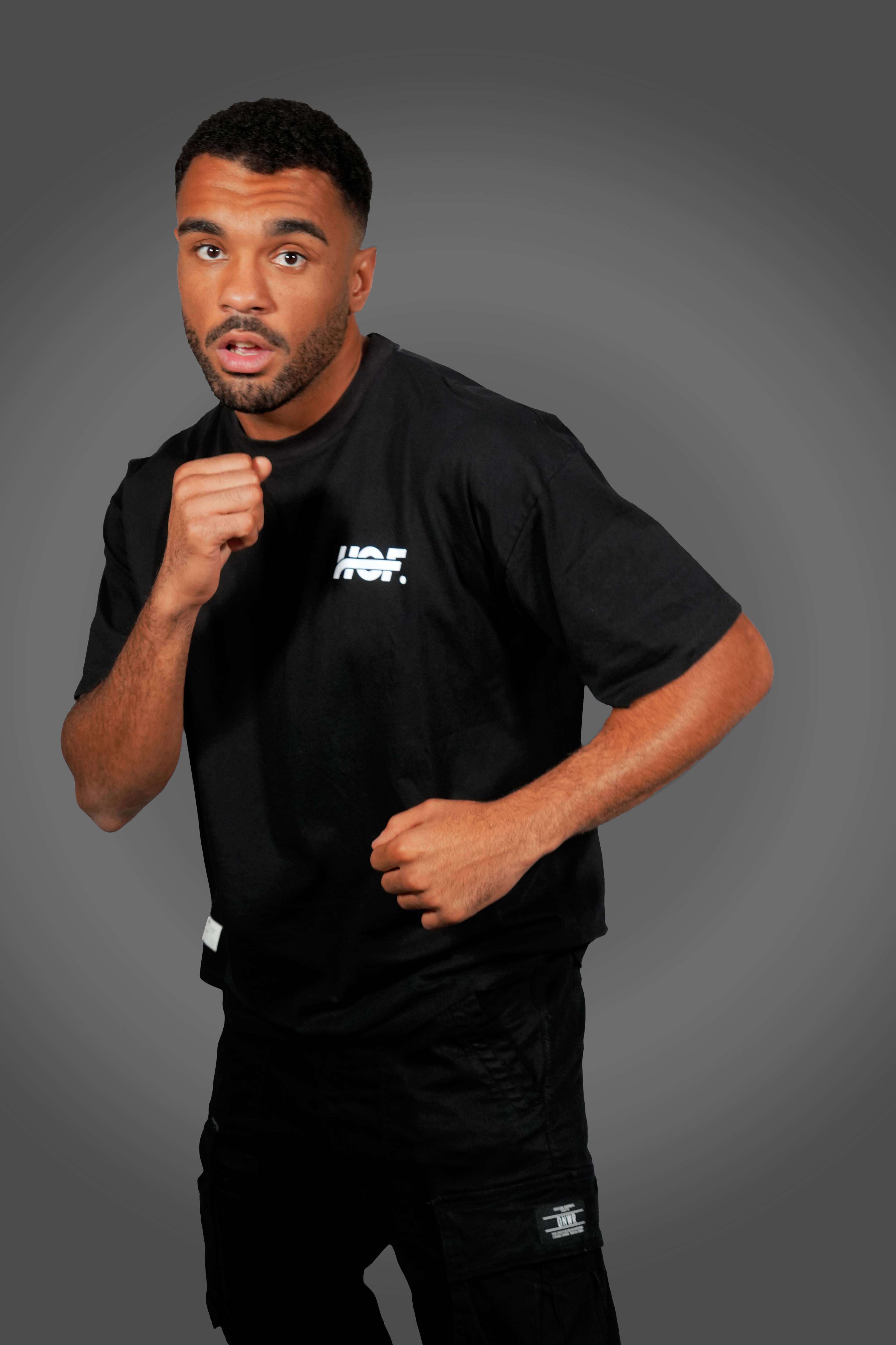 Essential - Black Tee