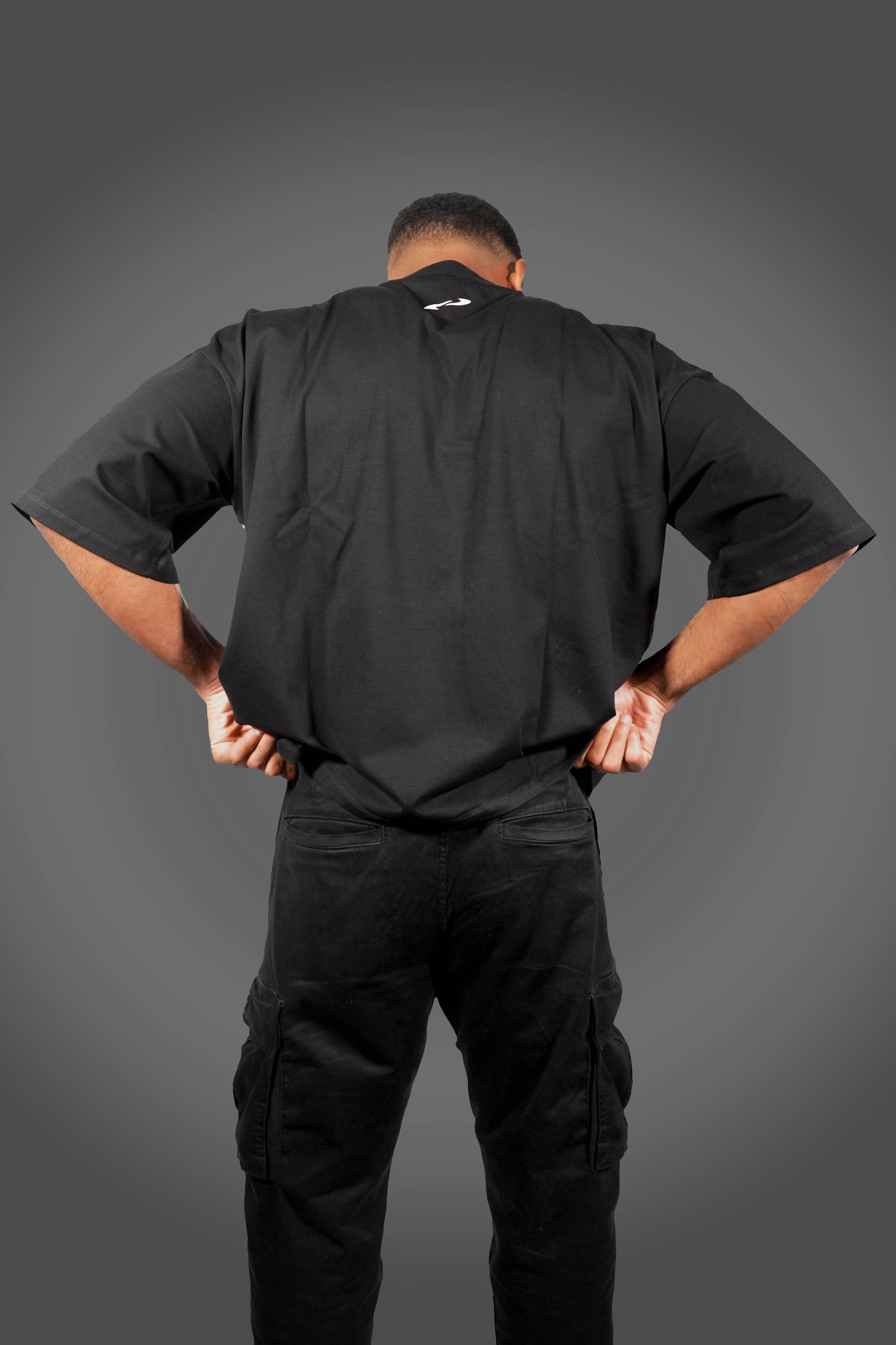 Essential - Black Tee