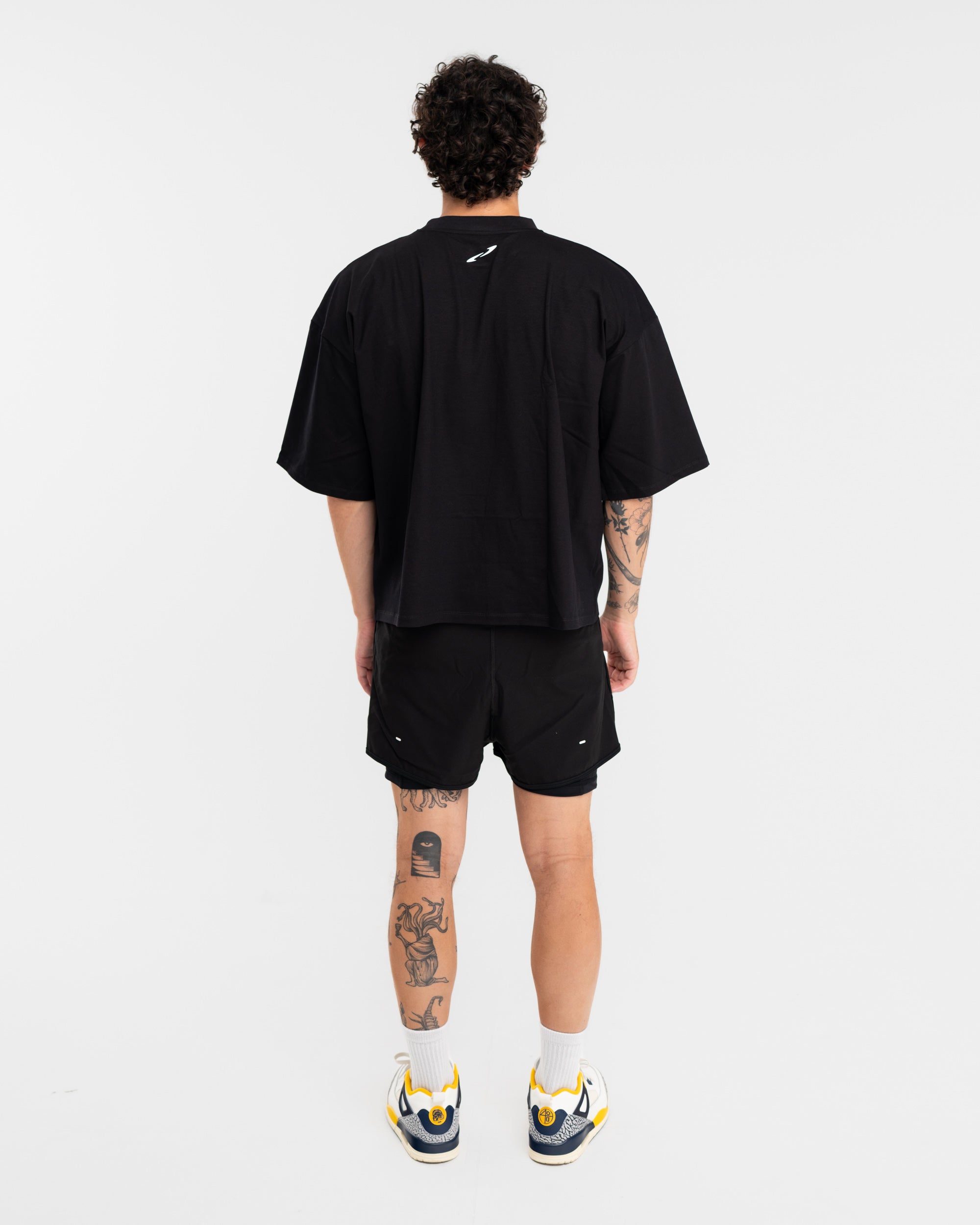 Essential - Black Tee