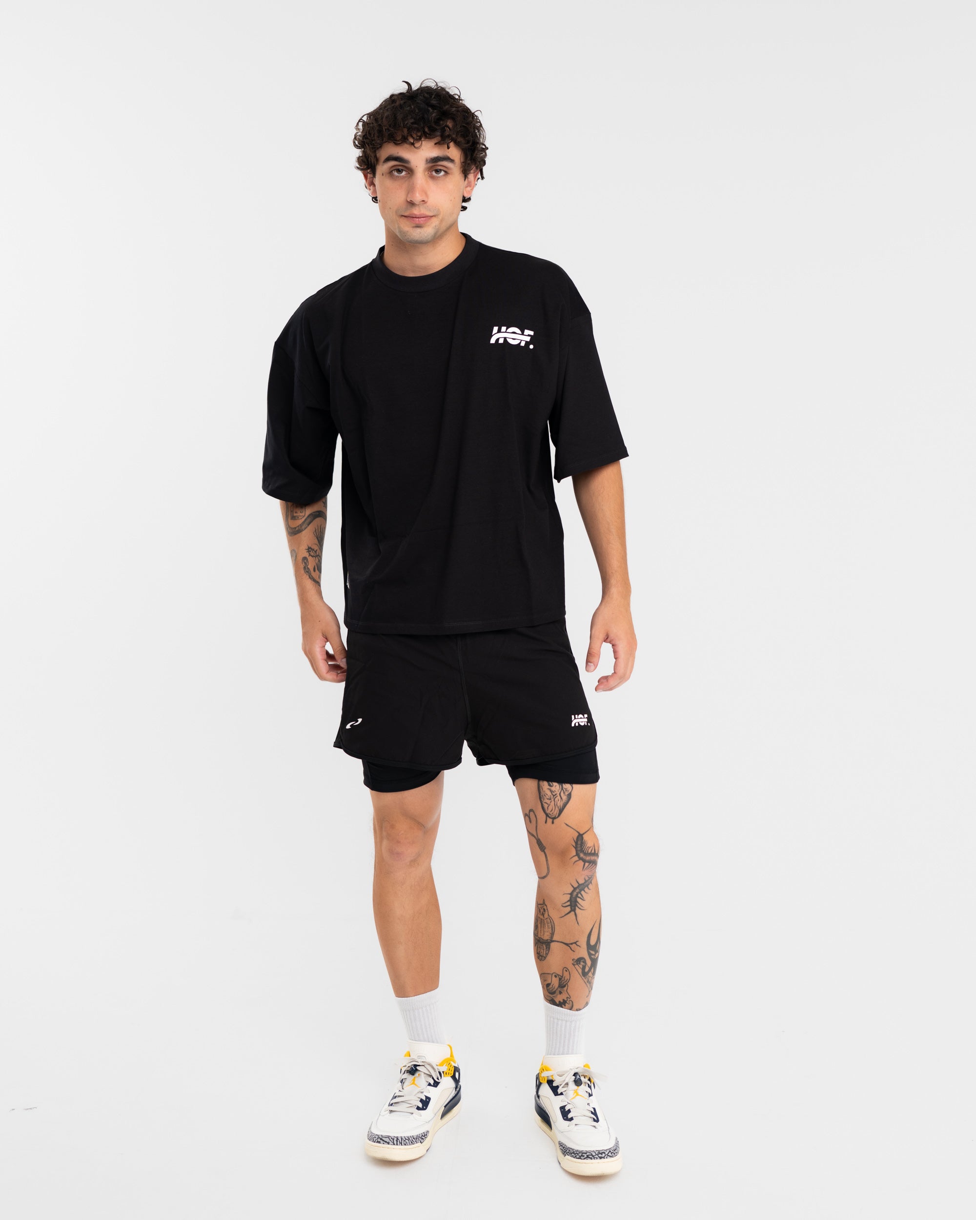 Essential - Black Tee